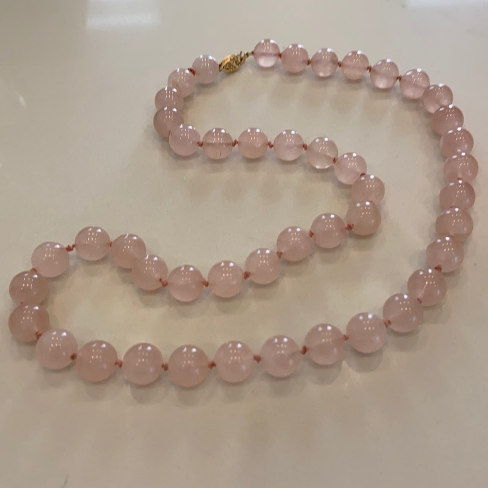 Women’s Rose Quartz Beaded Necklace